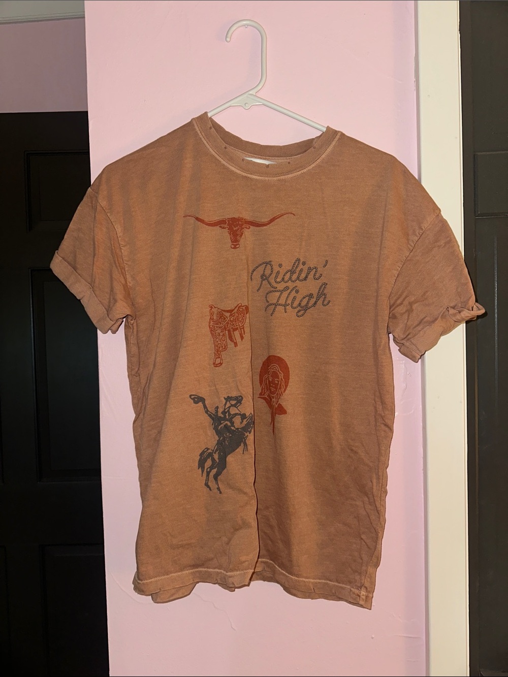 Ridin' High Graphic Tee - Rust Brown Shirt